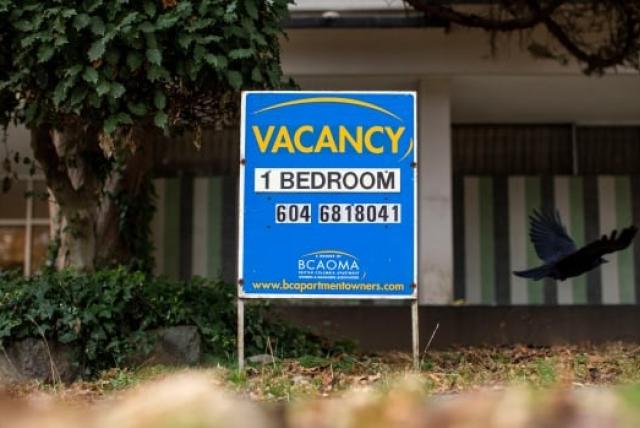 rental-housing-vacancy-sign-stock-generic.jpg