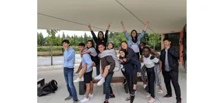 Coralie Tcheuné with classmates