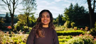 Madhini Vigneswaran Headshot