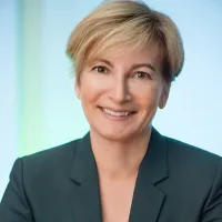 Headshot of Catherine Roome